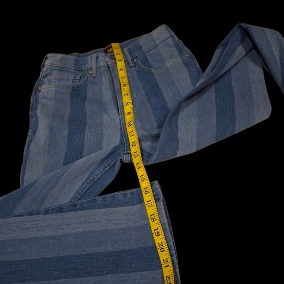 Lee Hits Of Blue Striped Flare High Rise Jeans  Women Size 26 - Picture 14 of 16